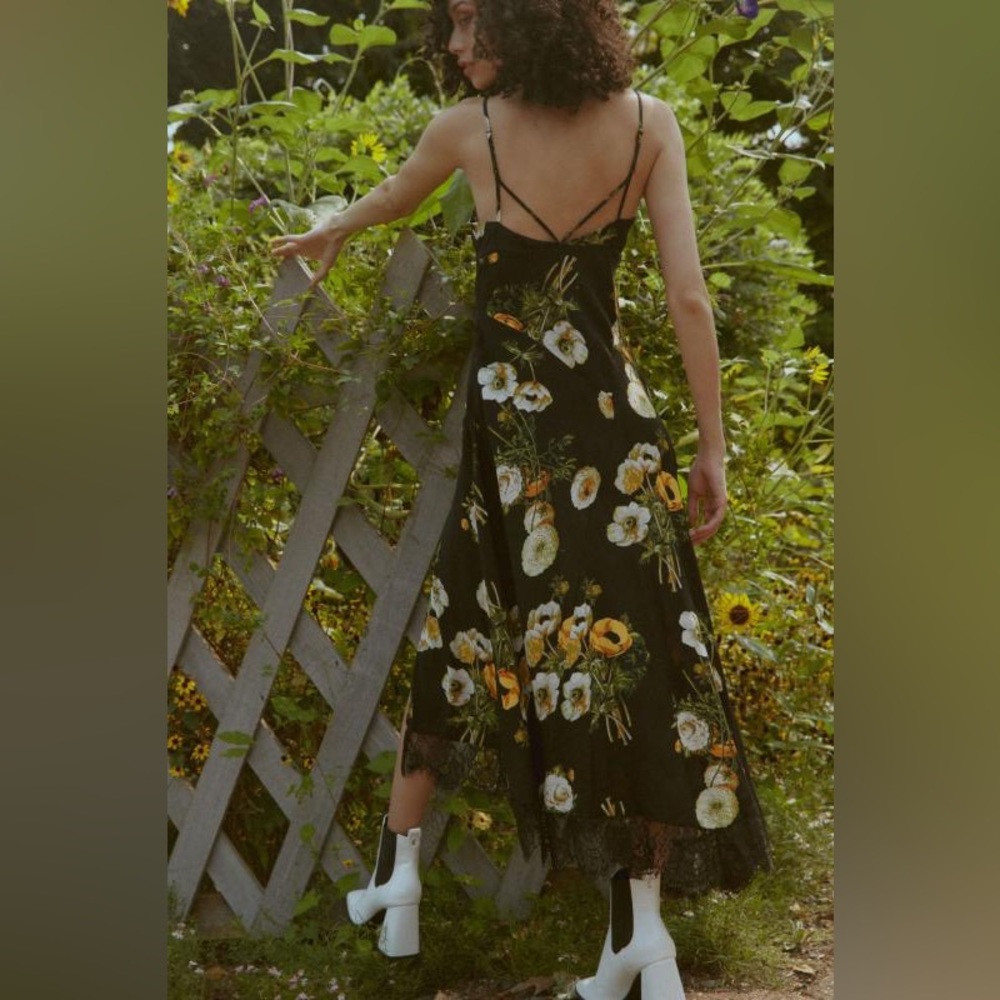 UO Marnie Lace Trim Midi Dress | Urban Outfitters size small